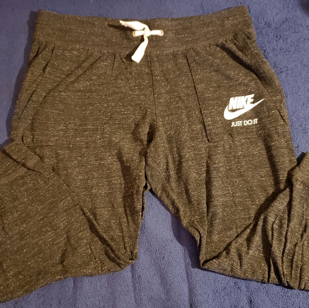LG Nike Dark Gray Capri Joggers